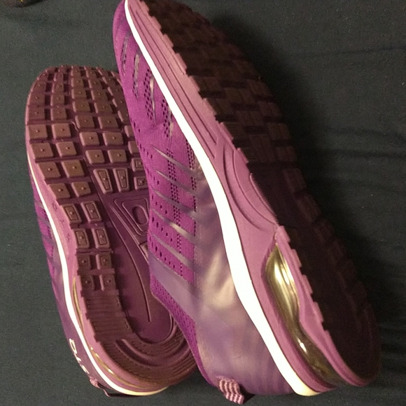 Running shoes purple size 10 - Picture 6 of 6
